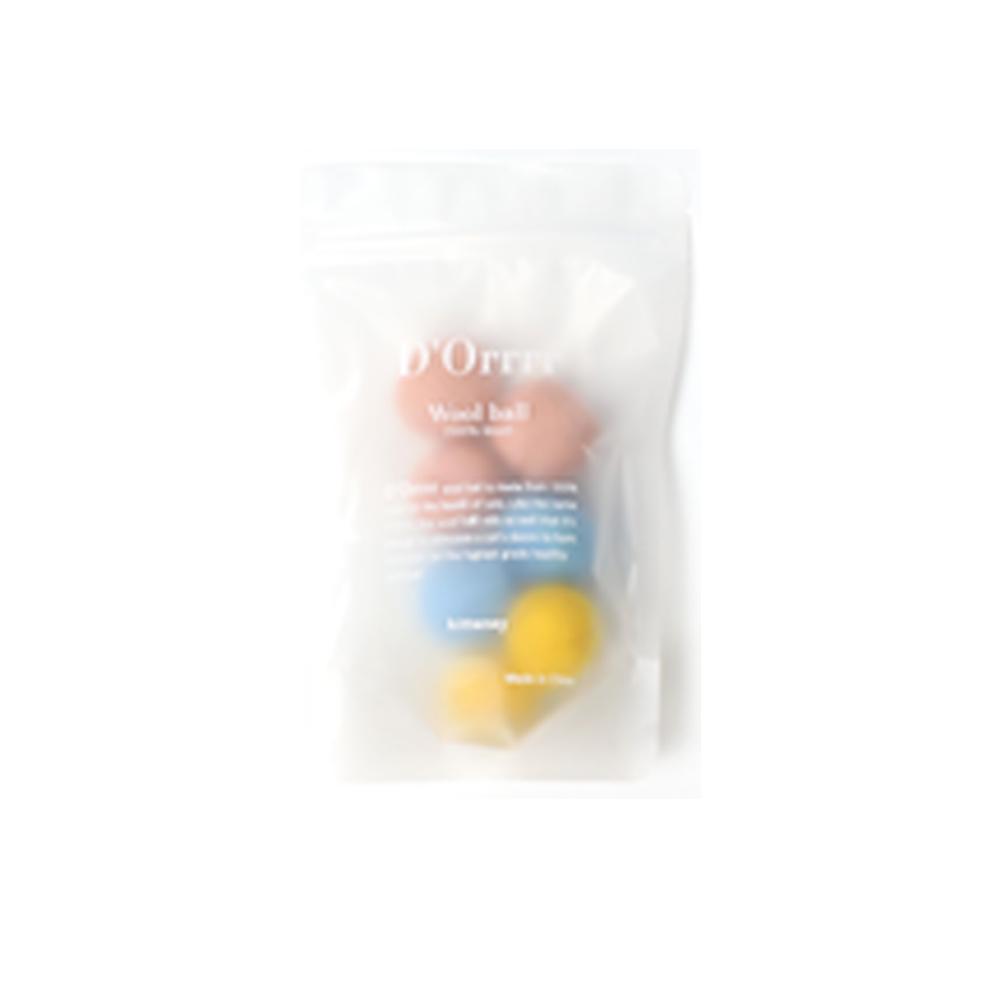 6 wool balls(blue and pink and yellow)